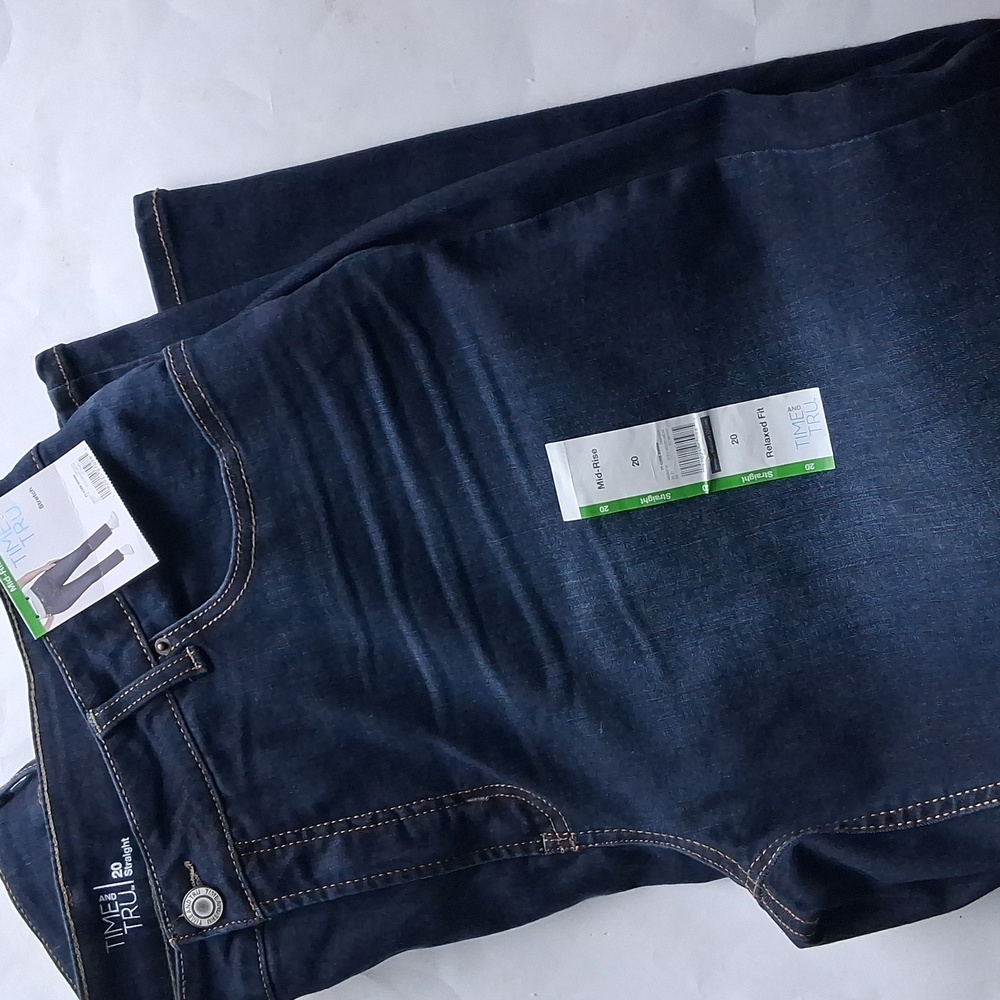 Time & Tru Mid Rise Stretch Jeans Relaxed Fit